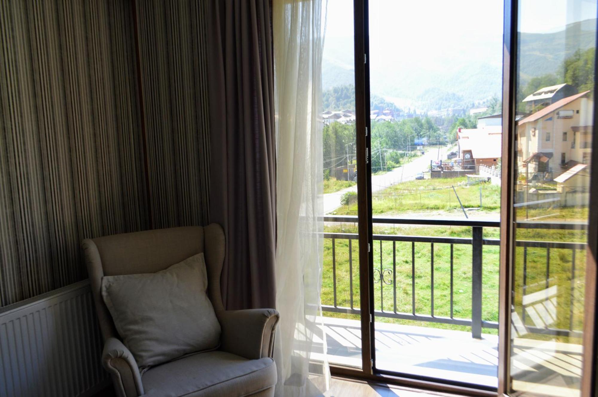 Loft Hotel บาคูเรียนี ภายนอก รูปภาพ