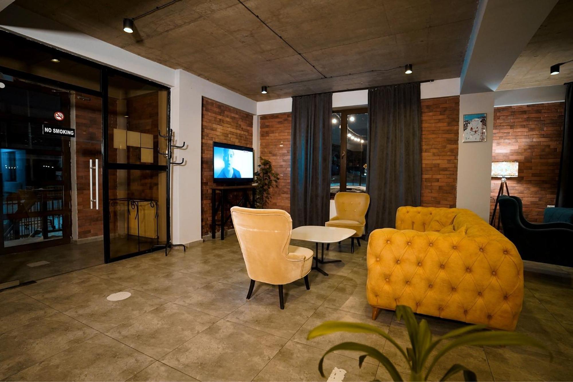 Loft Hotel บาคูเรียนี ภายนอก รูปภาพ